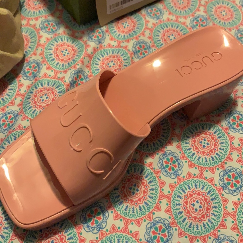 Gucci Slides (Worn Once) - image 3